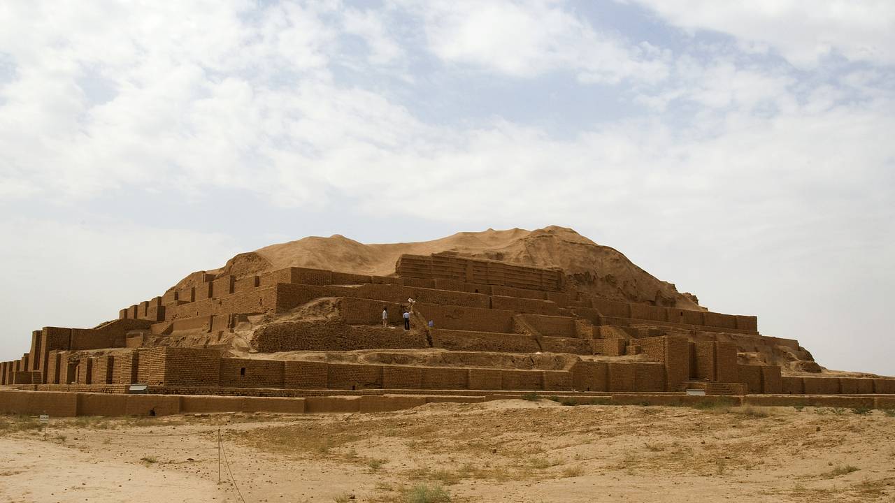 Два землетрясения произошли в Иране