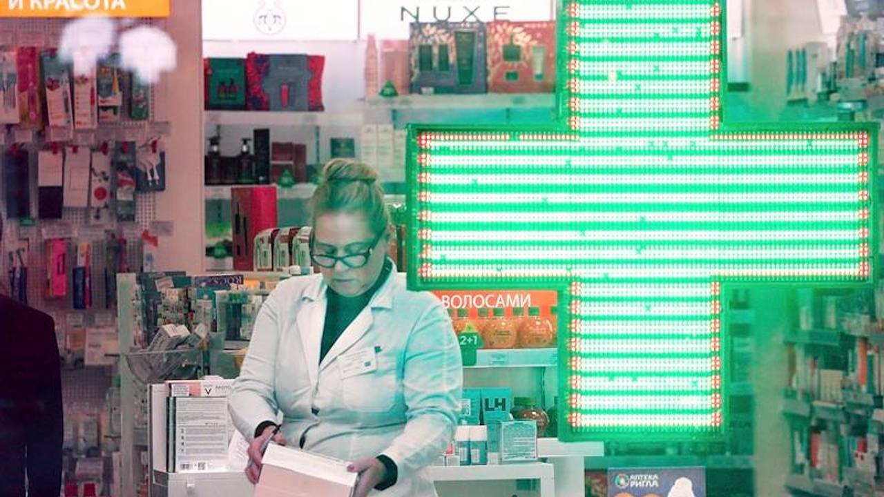 Минздрав предписал по-новому назначать пациентам незарегистрированные в России препараты