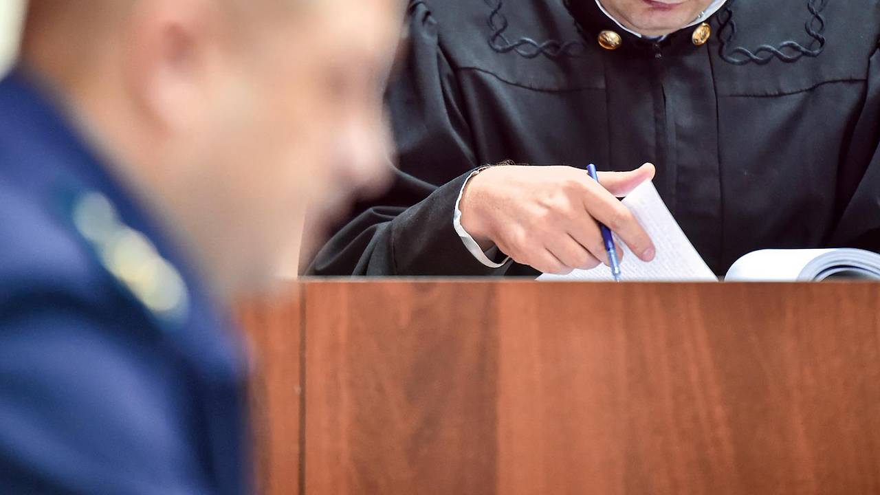 Дело экс-главы стройуправления Минобороны о получении взяток направили в суд