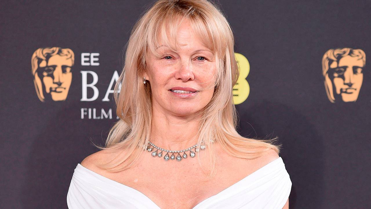 57-летняя Памела Андерсон пришла на премию BAFTA без макияжа