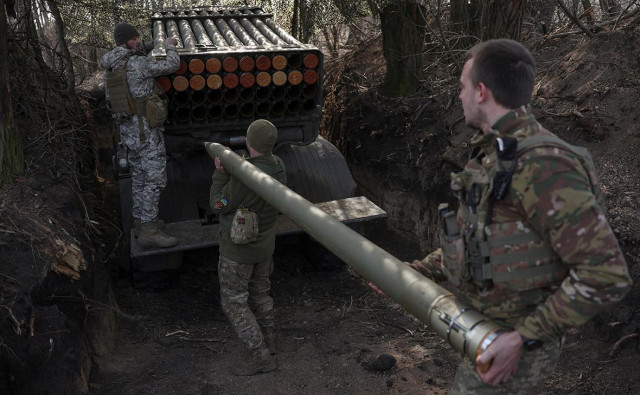 Захарова обвинила Брюссель в стремлении к военному решению конфликта