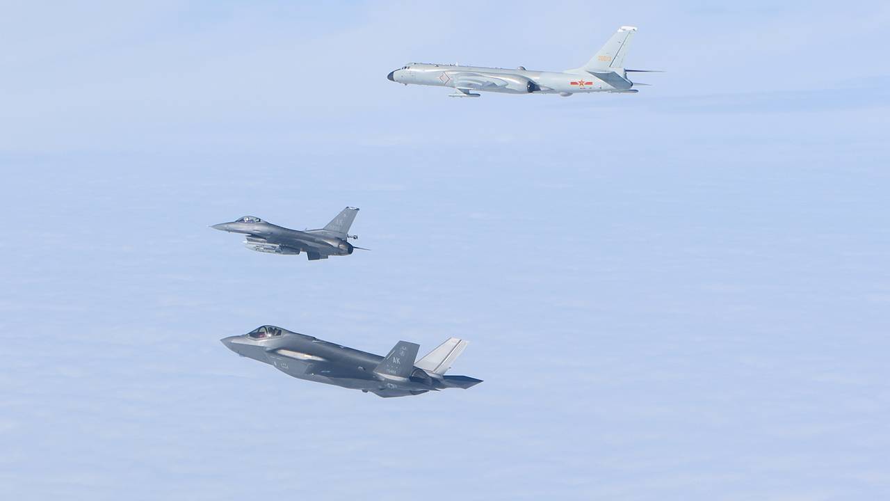 В США сообщили об обнаружении российского военного самолета вблизи Аляски