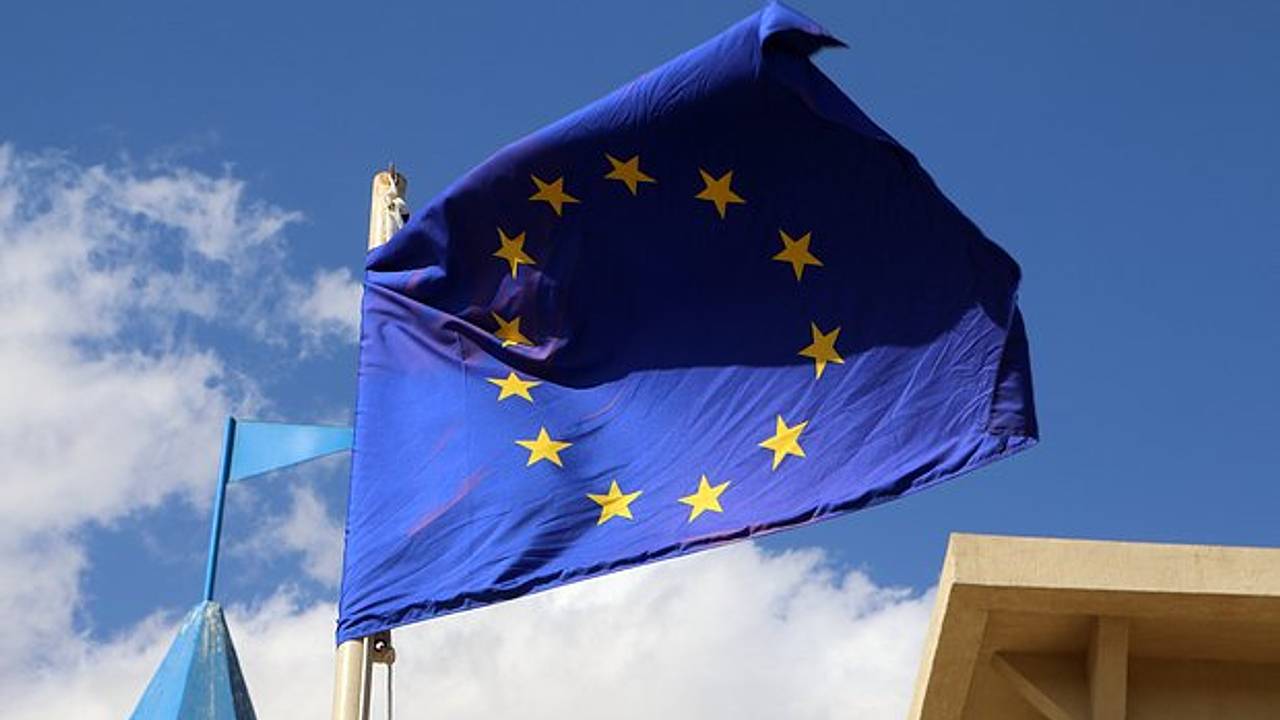 Во Франции назвали роль ЕС при исключении из переговоров по Украине