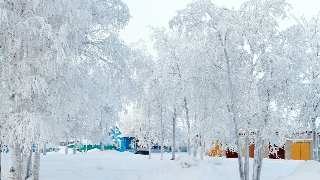Ряду российских регионов пообещали аномально низкую температуру