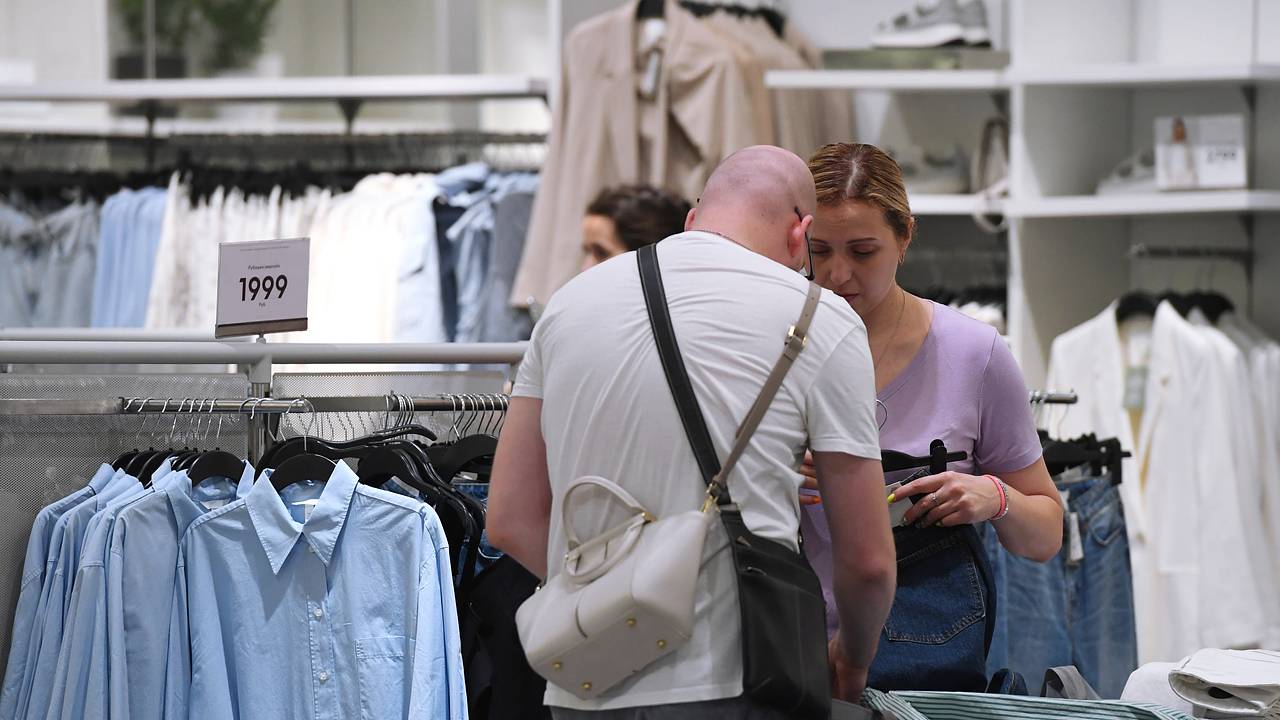 H&M прокомментировал слухи о возвращении в Россию