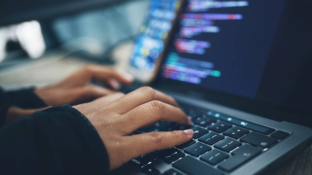 В Минцифры ответили на вопрос о возвращении иностранных IT-компаний