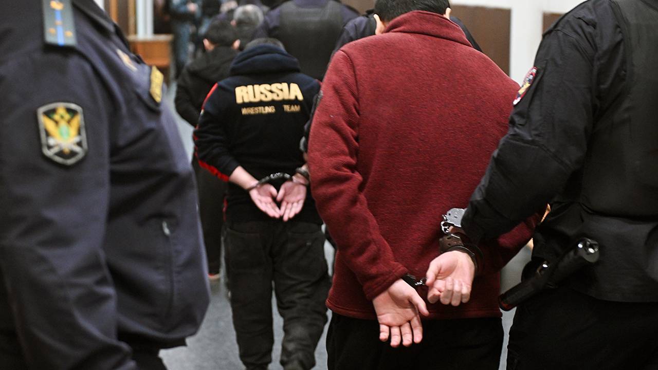 Двум фигурантам дела о теракте в «Крокусе» продлен срок ареста