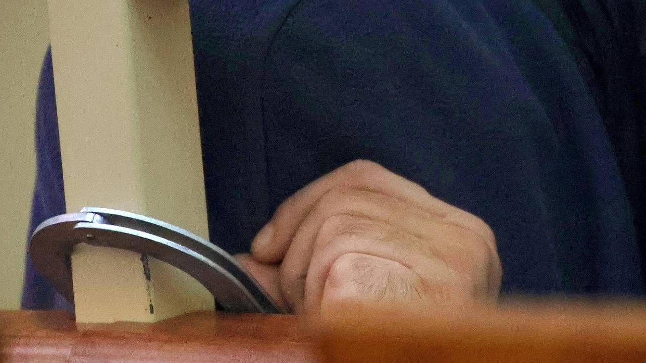 Срок задержания замгубернатора российского региона продлили до 72 часов