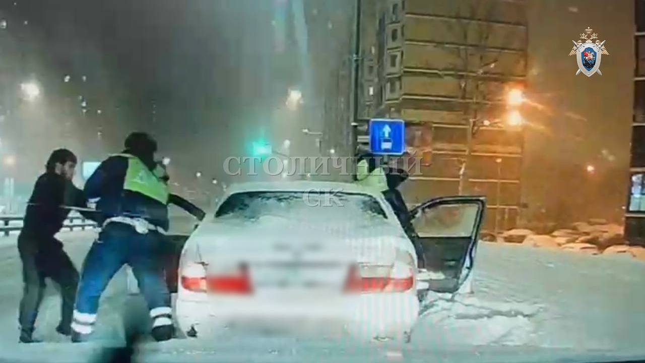 В Москве напали на сотрудников ДПС