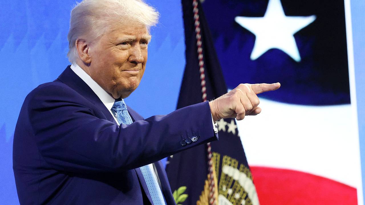 Трамп подтвердил планы обсудить с Россией сокращение ядерного оружия