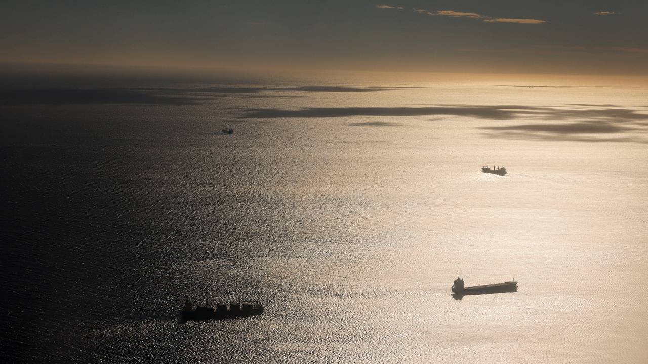 В Средиземном море из-за взрывов за месяц повреждены три танкера. Еще два пострадавших судна были связаны с Россией