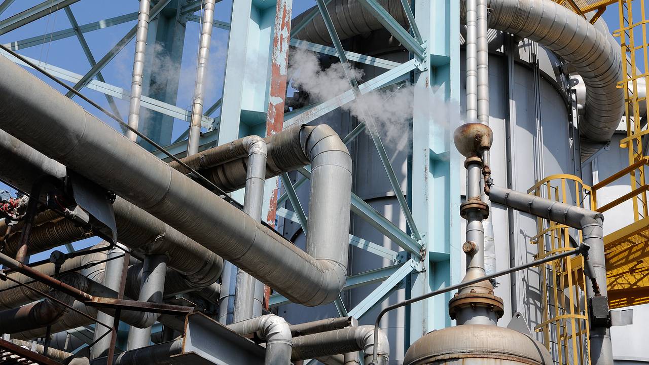 Стало известно об ударе по одной из крупнейших газодобывающих станций Украины