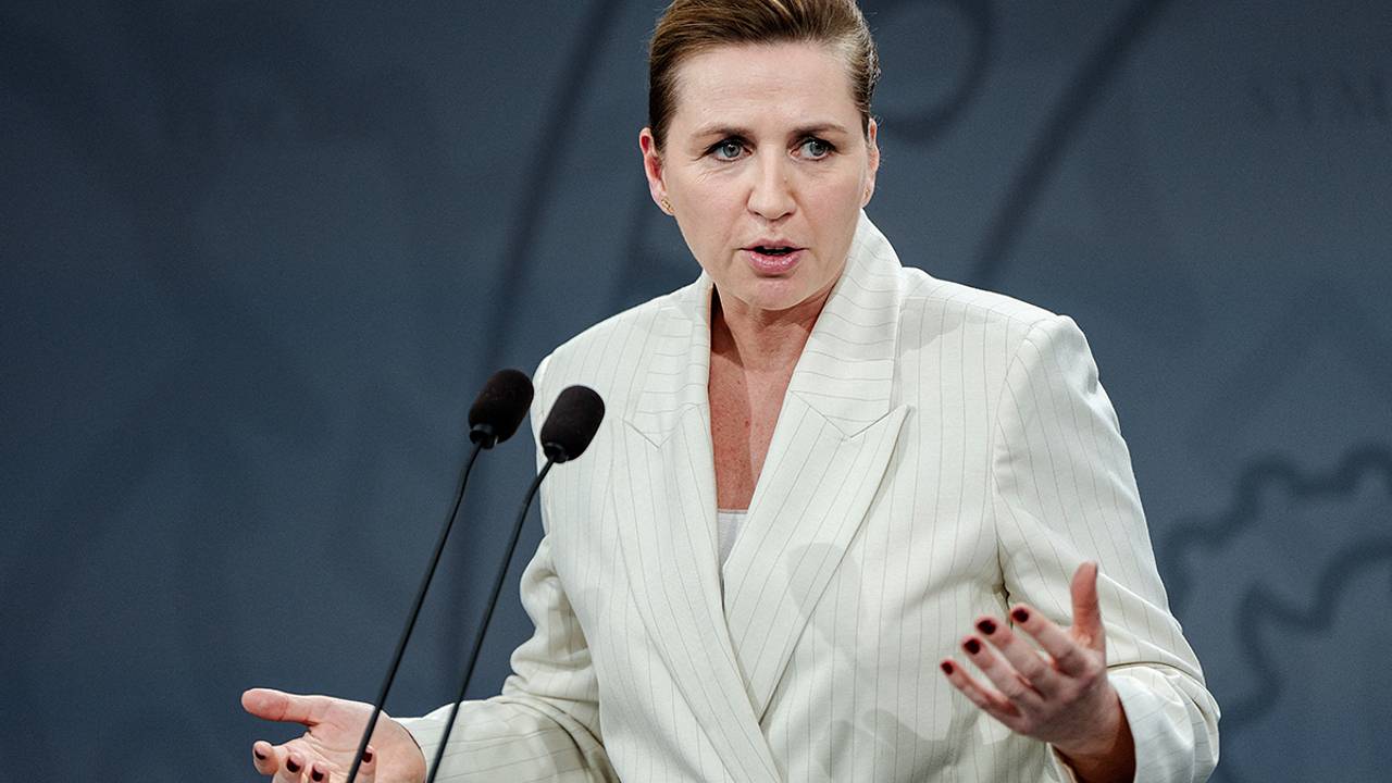 Премьер Дании упрекнула россиян в нежелании мира