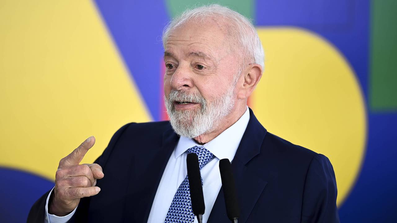 Президент Бразилии раскрыл позицию по отправке военных на Украину