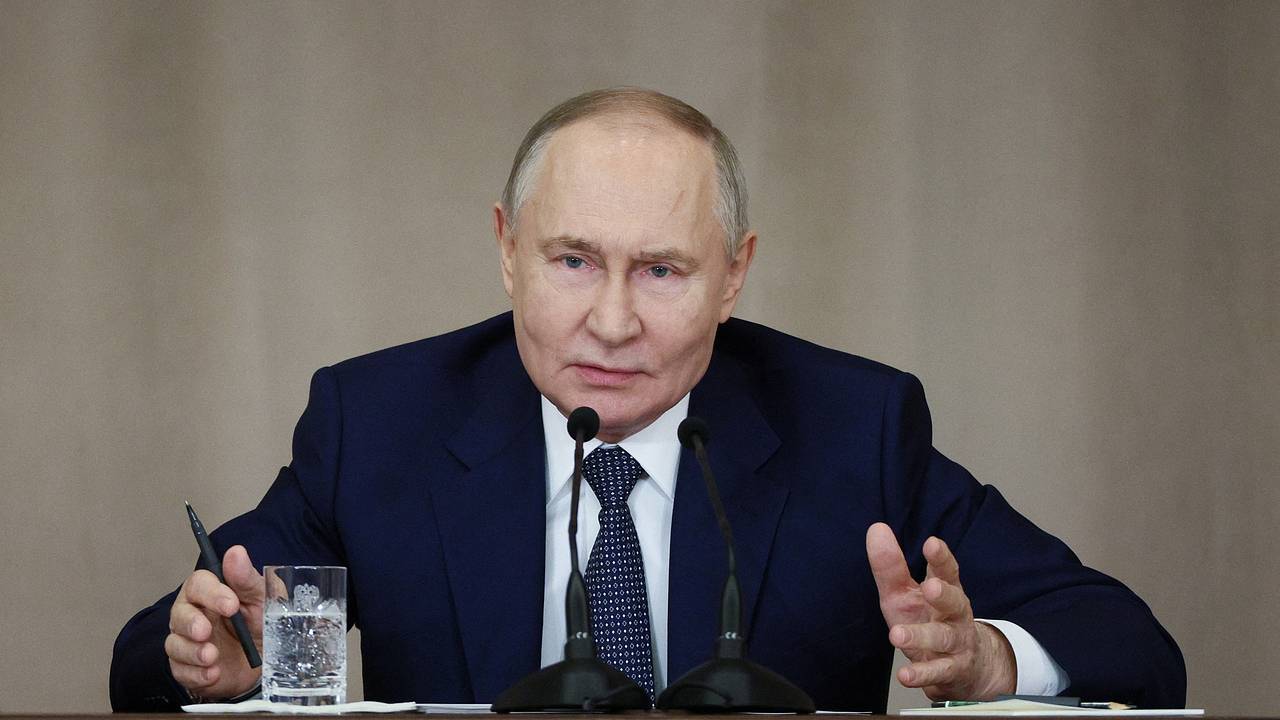 Опубликован обновленный рейтинг Путина среди россиян