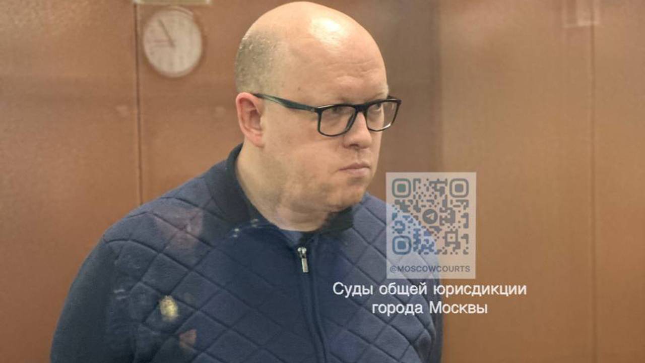 Суд заключил под стражу министра дорожного хозяйства российского региона