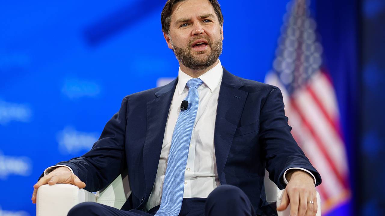 Вице-президент США подтвердил слова главы Госдепа о Зеленском