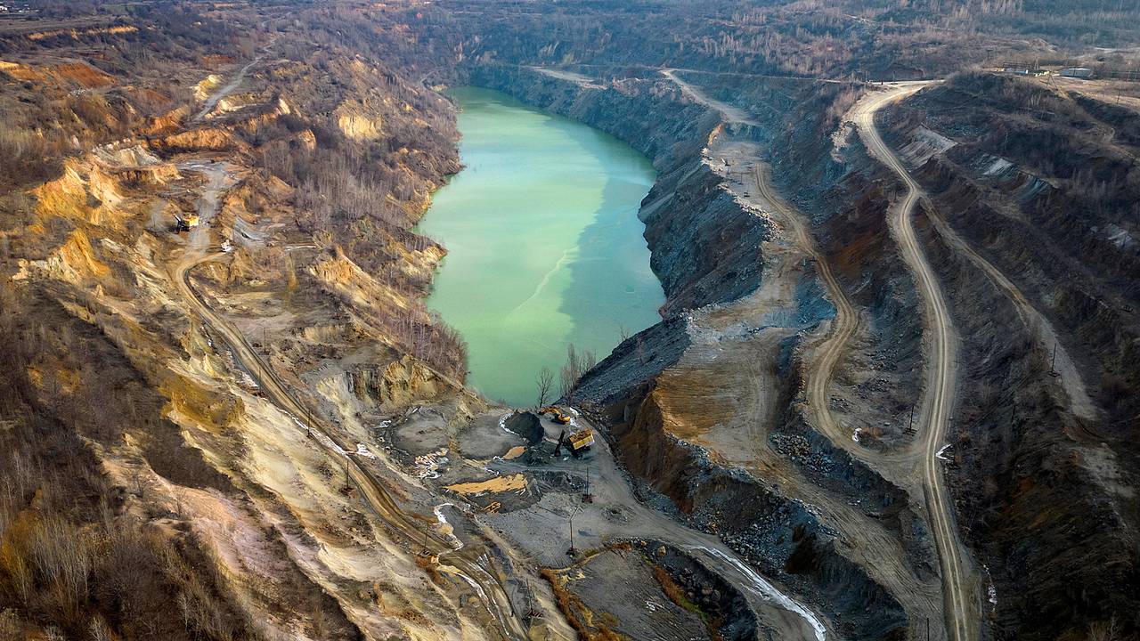 Украина передала США предложения по договору об ископаемых