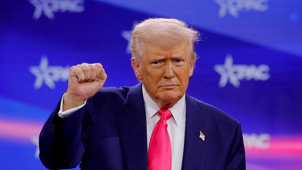 В США объяснили решение Трампа вступить в переговоры с Россией