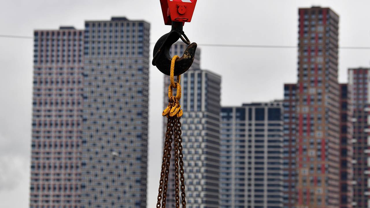 В России предложили ввести госконтроль над ценами на недвижимость