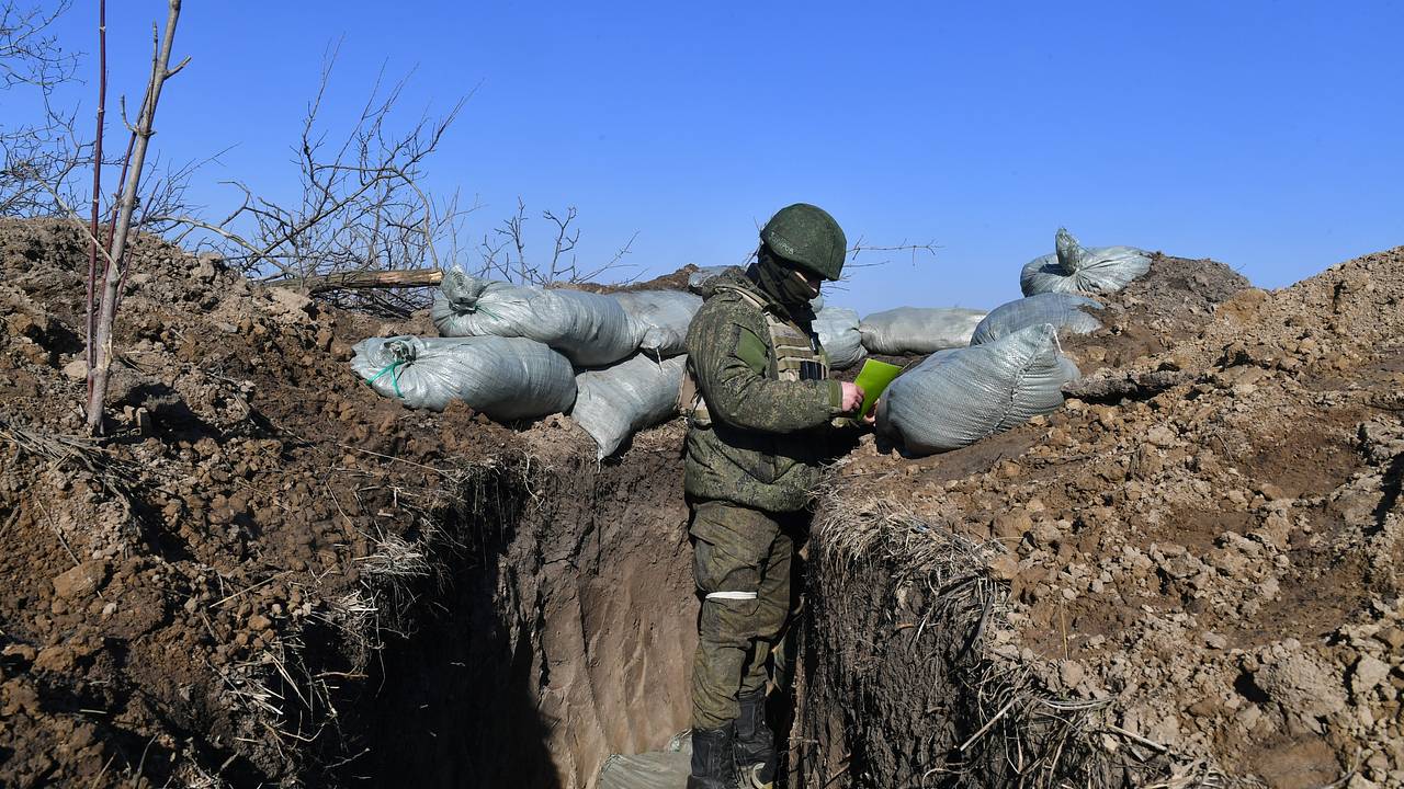 Боец СВО раскрыл подробности празднования Дня защитника Отечества на фронте