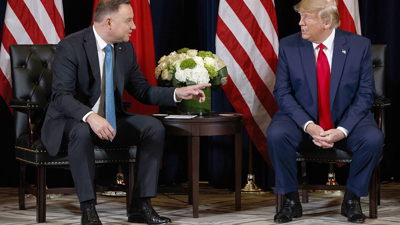 В России отреагировали на встречу Трампа и Дуды