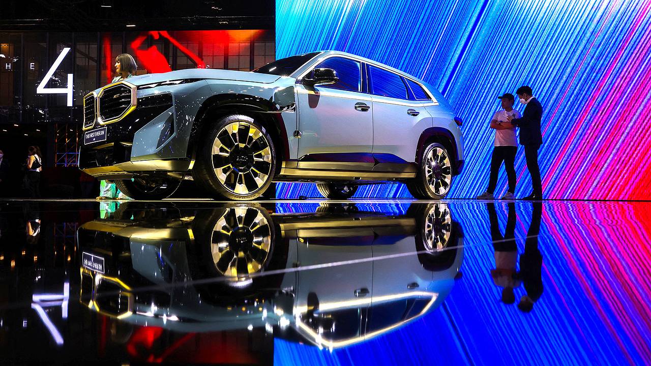 Мантуров оценил перспективы возвращения иностранных автобрендов на российский рынок