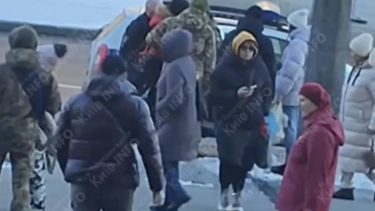 Появились кадры мобилизации в Киеве
