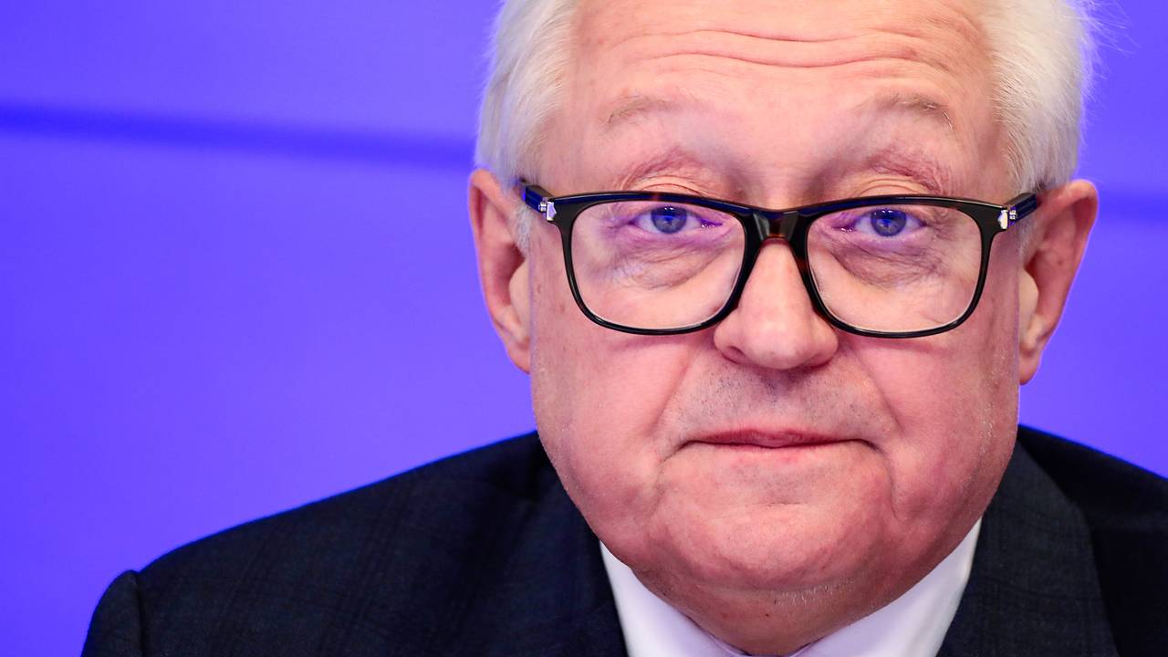 Рябков оценил возможное прекращения огня на Украине