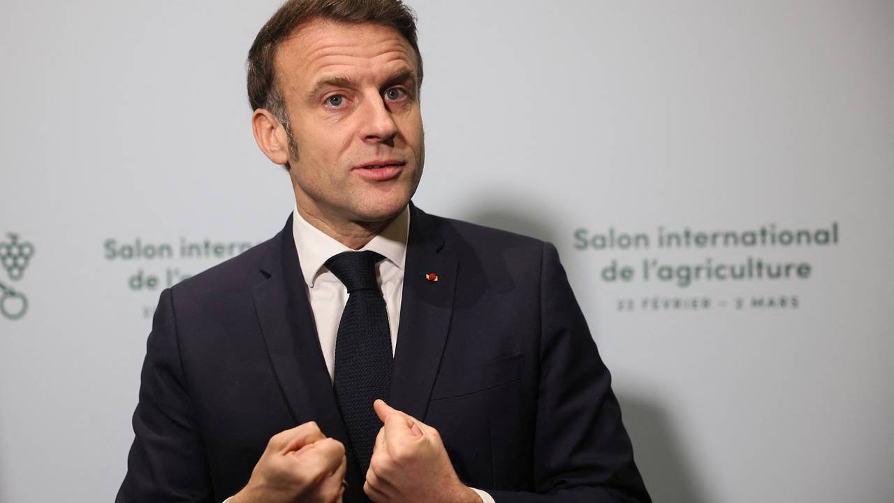 Макрон за несколько часов обсудил Украину с мировыми лидерами. Что политики ответили президенту Франции?