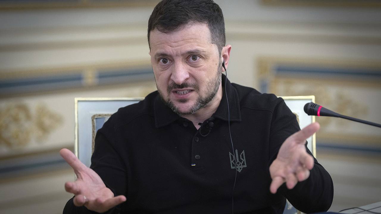 Зеленскому предрекли «самую трудную битву»