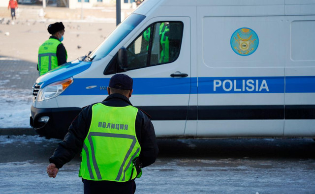 В Казахстане служащих банка заподозрили в содействии мошеннику с Украины