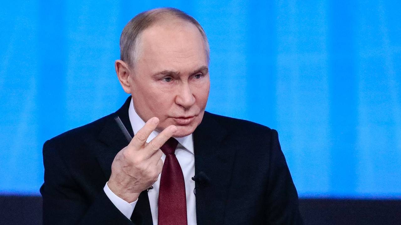 Путин призвал Европу посидеть дома и подумать