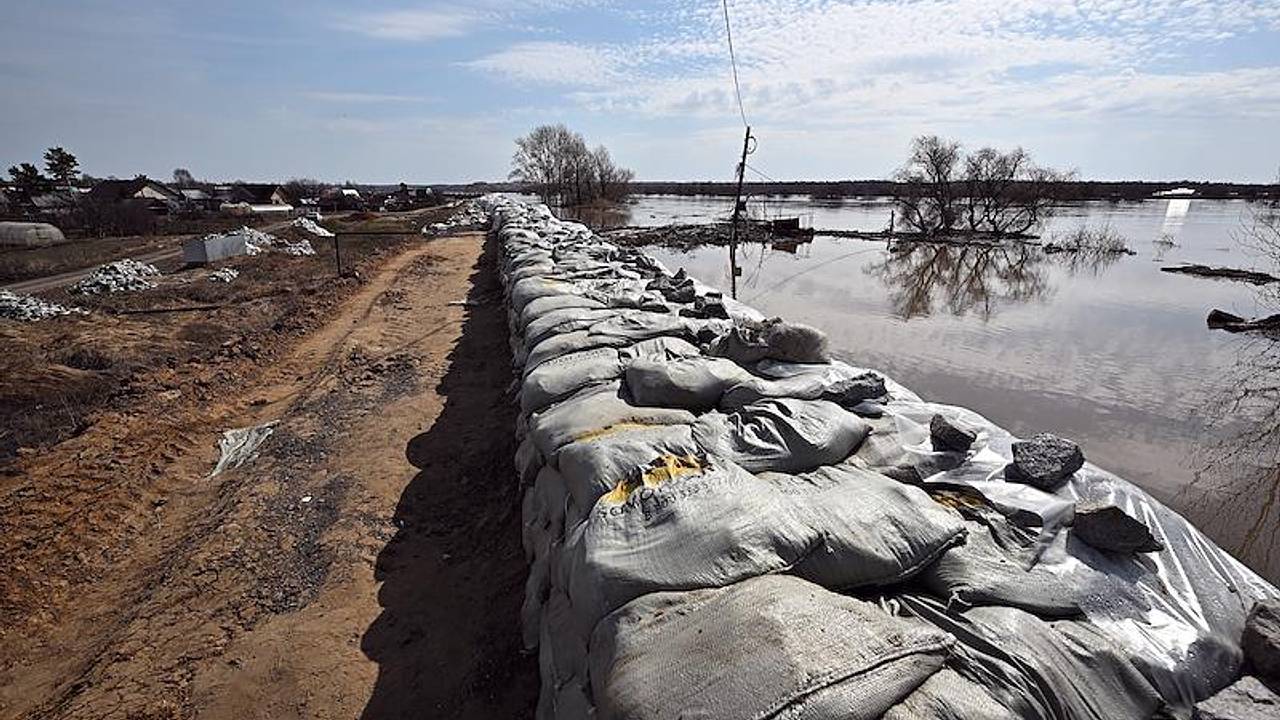 Российским регионам предсказали сильный паводок