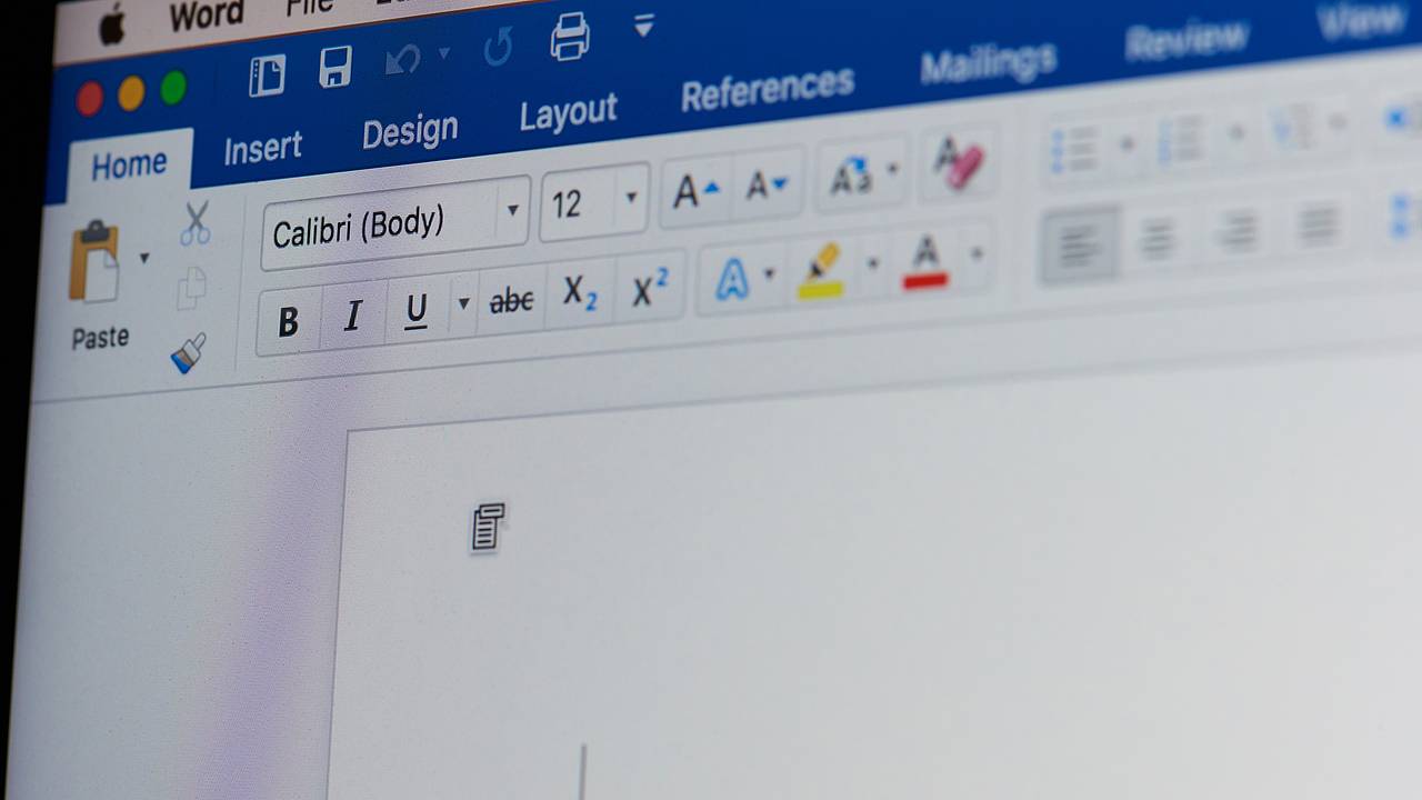 Microsoft выпустила бесплатный Word с рекламой