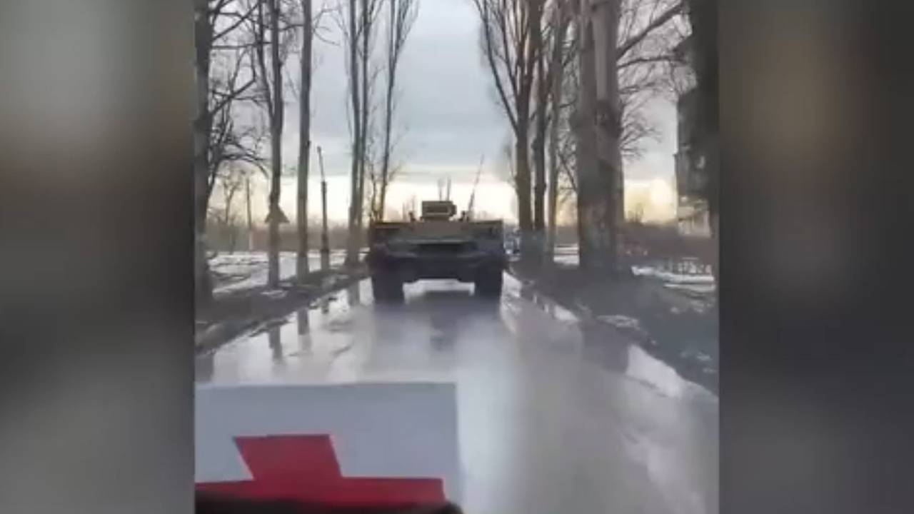 На Украине заметили тяжелый БТР на базе танка