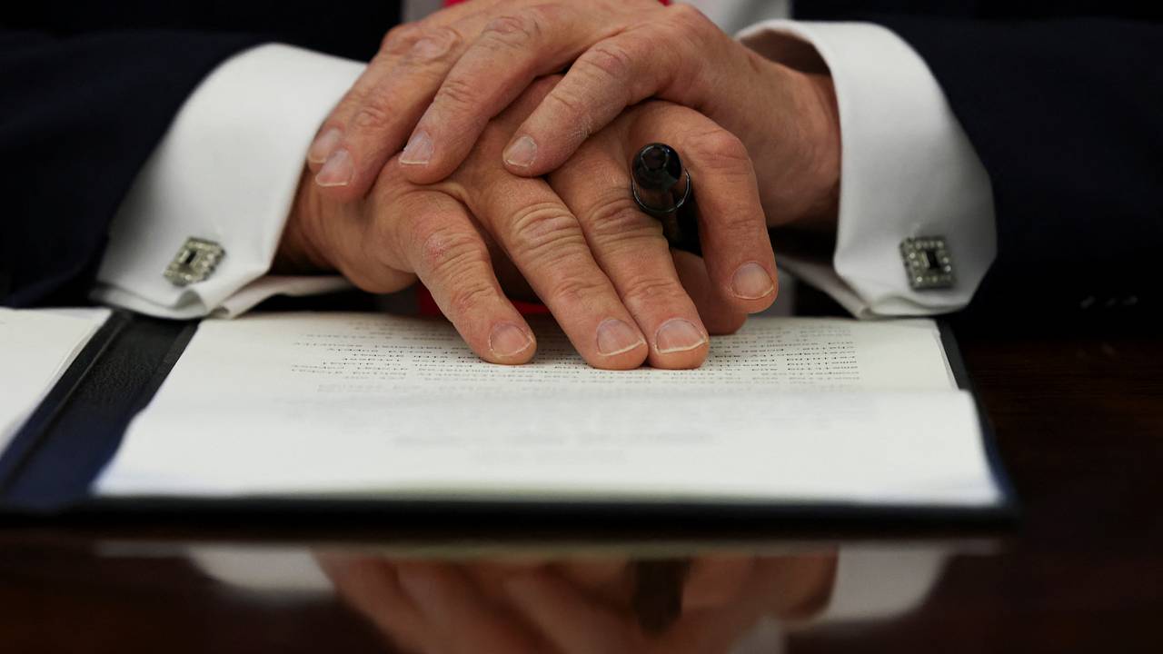 У Трампа заметили необычный синяк