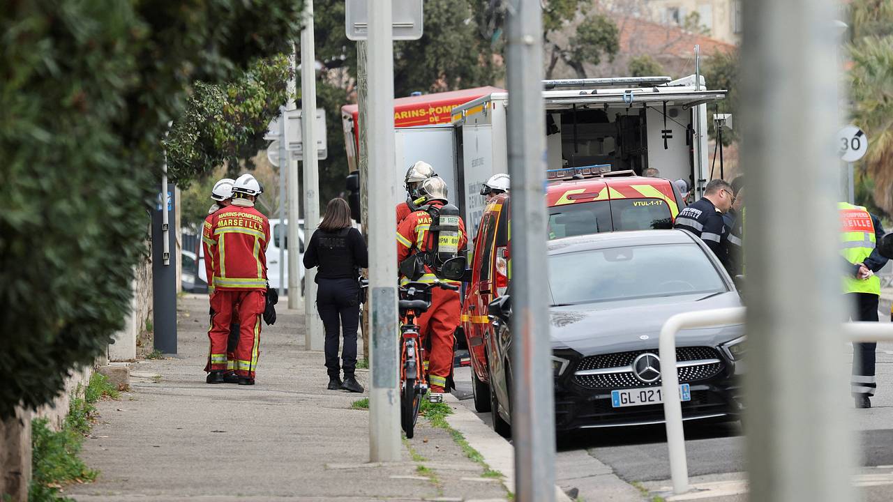 Напавший на консульство России в Марселе оказался мужем украинки