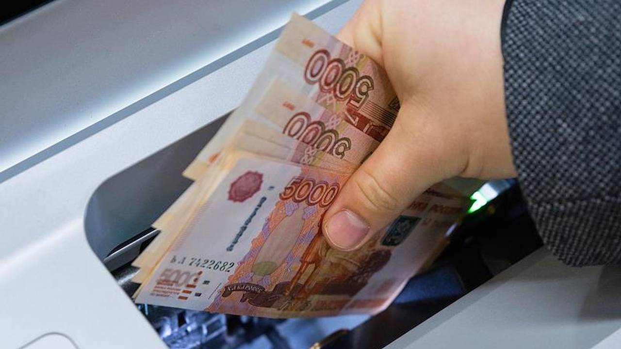 Россияне назвали самый популярный способ потратить доходы от вкладов