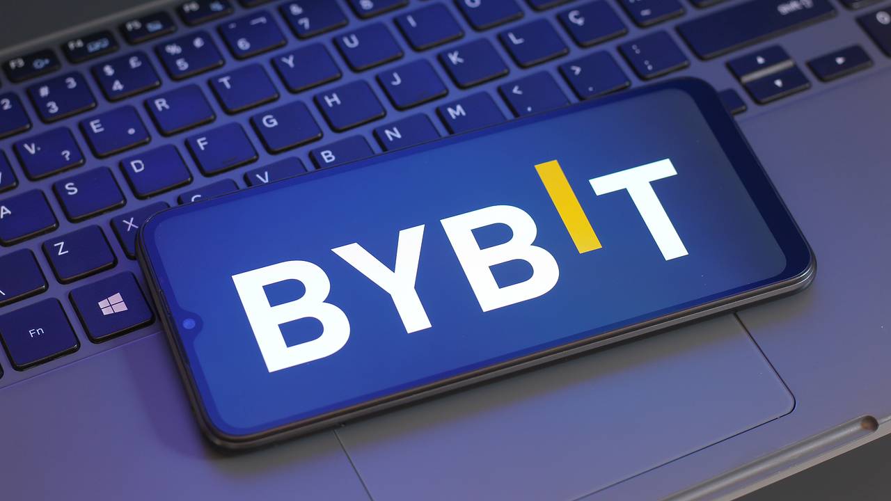 ФБР обвинило Северную Корею в крупнейшей краже в истории криптовалют