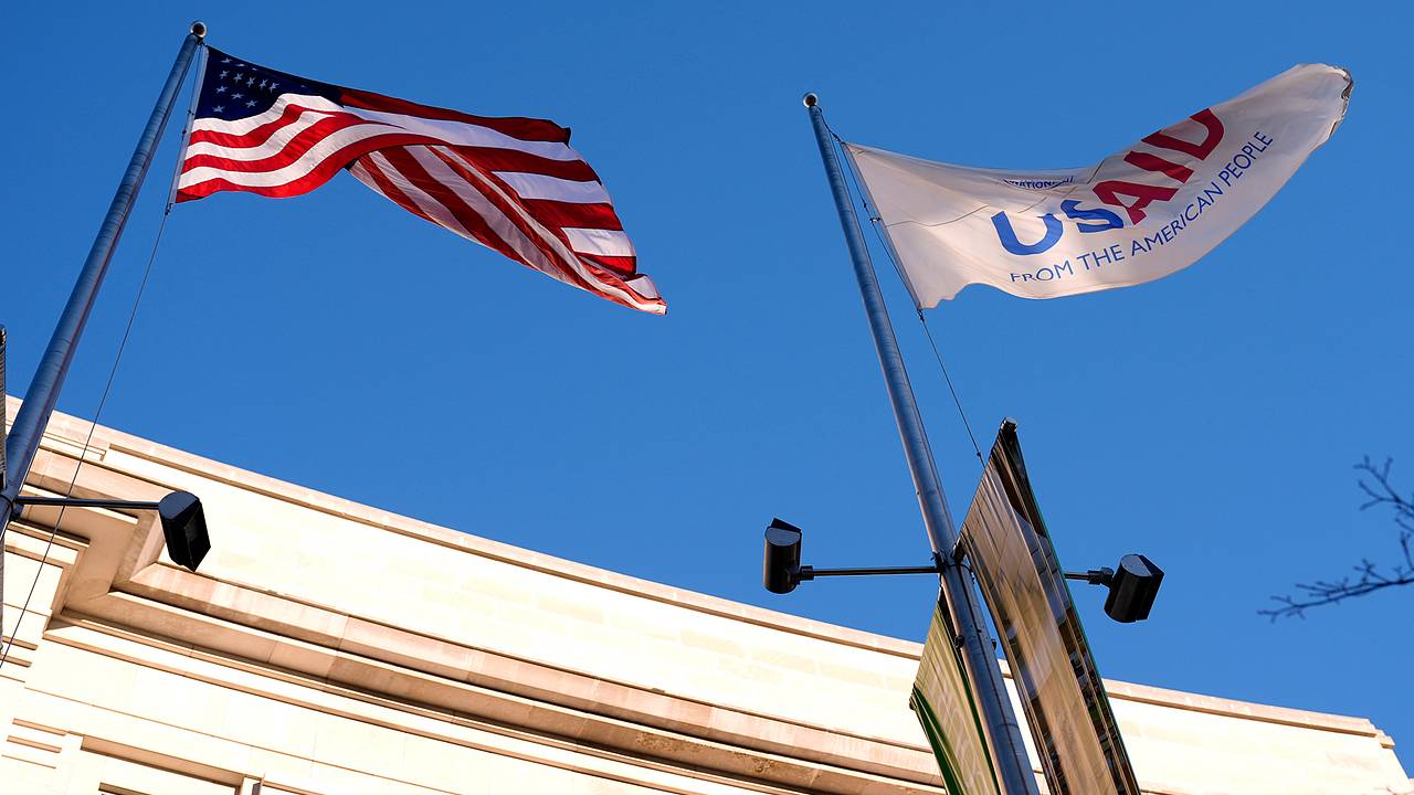 Администрация Трампа сократит более 90 процентов грантов USAID