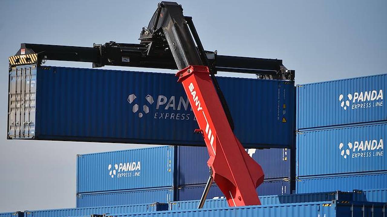 В Европе пообещали обсудить с Индией поставки некоторых товаров в Россию