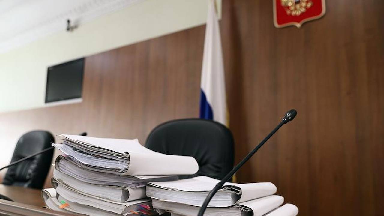 Подмосковный суд приостановил права иностранцев на «Русский стандарт»