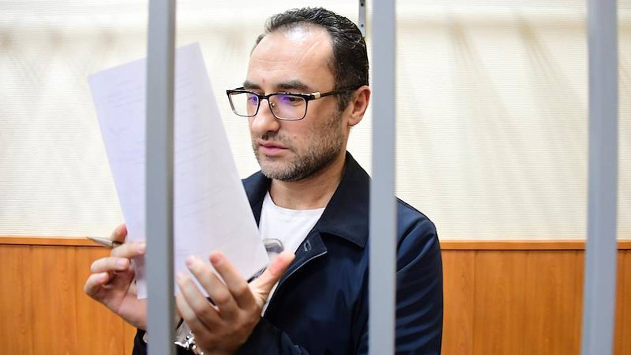 Получивший в России 15 лет колонии за шпионаж американец отказался обжаловать приговор