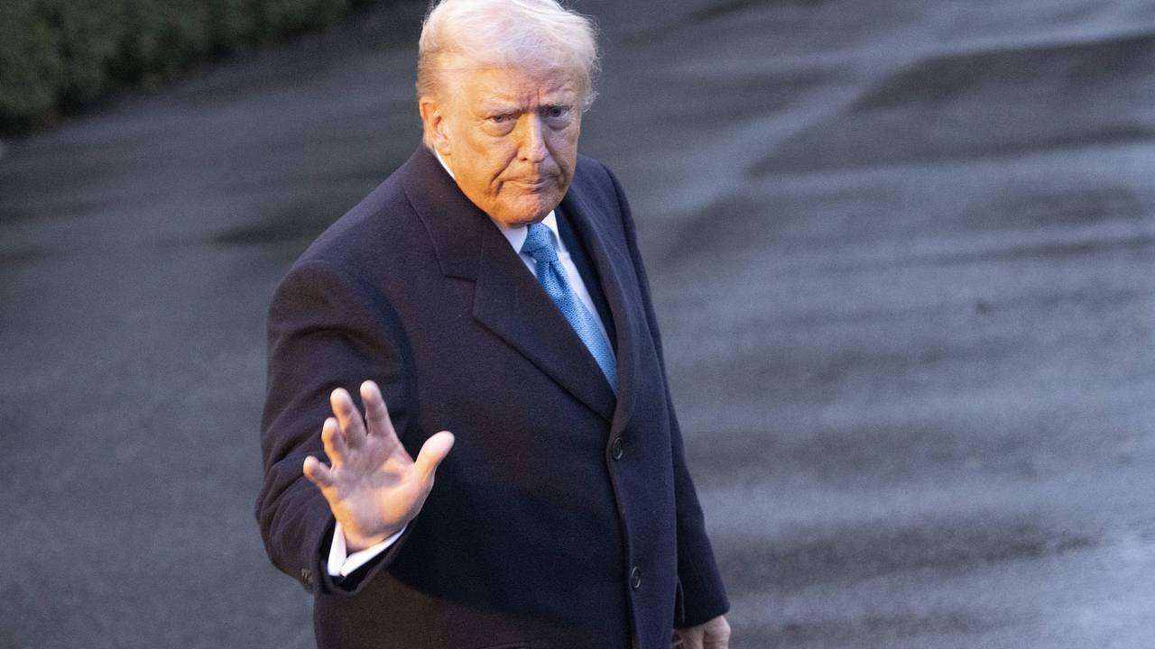 Трамп обсудит с британским премьером отправку военного контингента на Украину