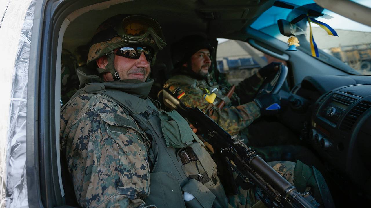 Латвия передала Украине несколько десятков авто для своей обороны