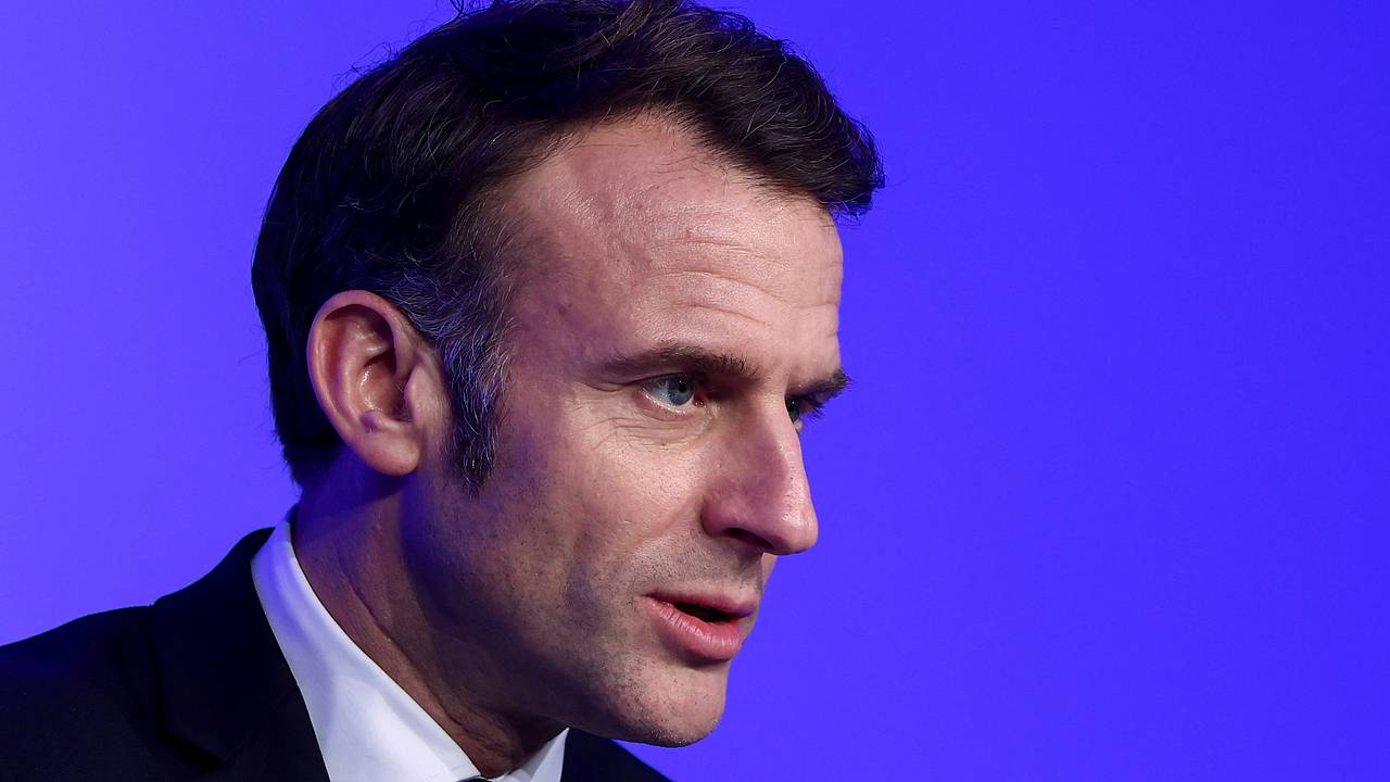 Макрон потерял надежду на прогресс в переговорах с США