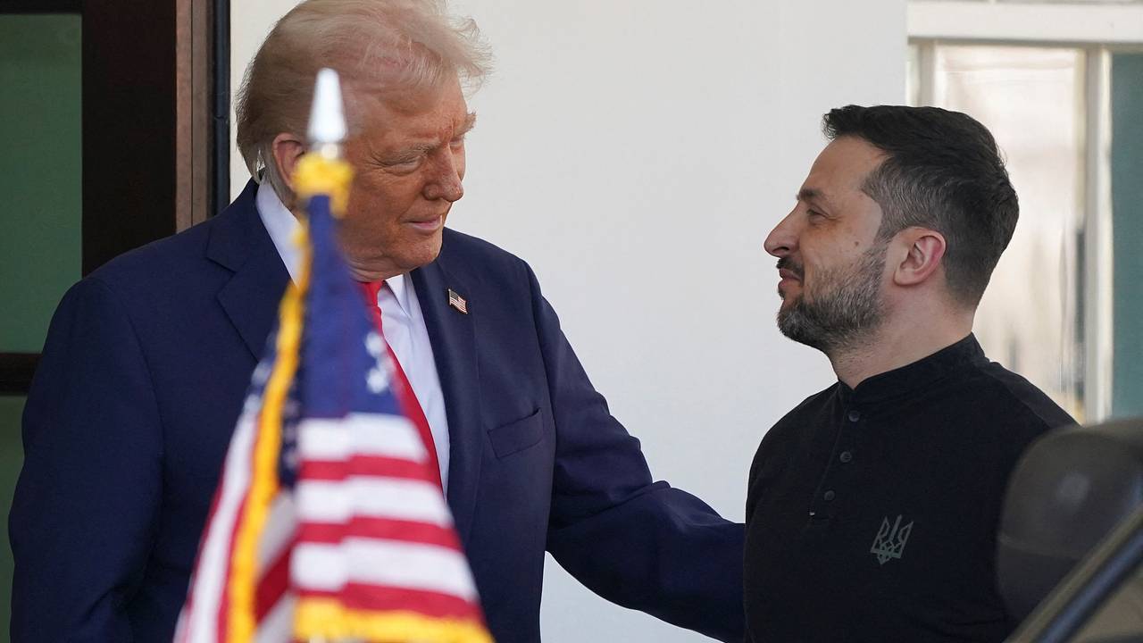 Корреспондента ТАСС заставили покинуть встречу Трампа и Зеленского