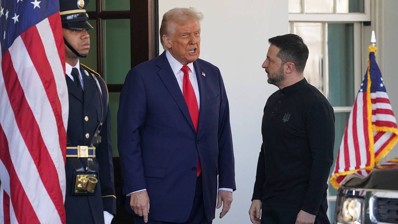 Трамп встретил Зеленского в Белом доме словами «он при полном параде»