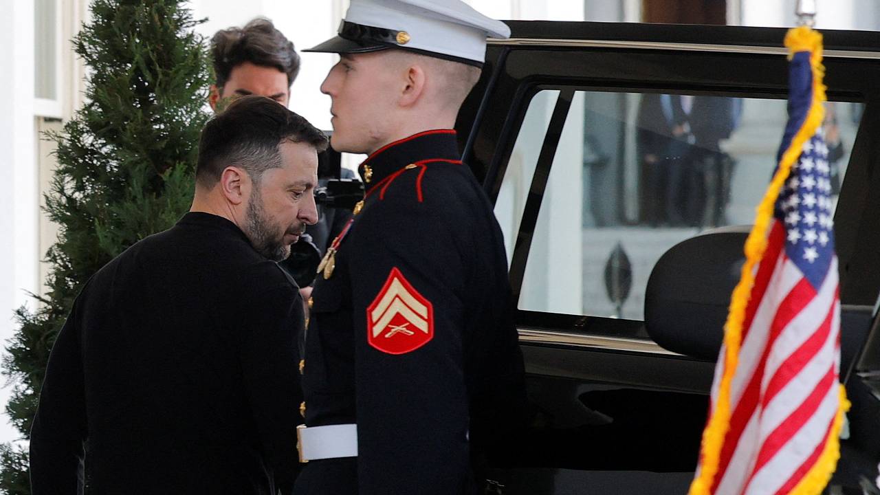 Зеленский после спора в Белом доме час ждал решения Трампа по сделке